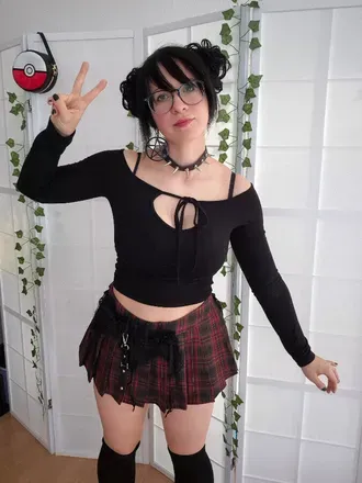 @dizzydora