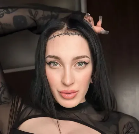 @sarah_hot_tatto