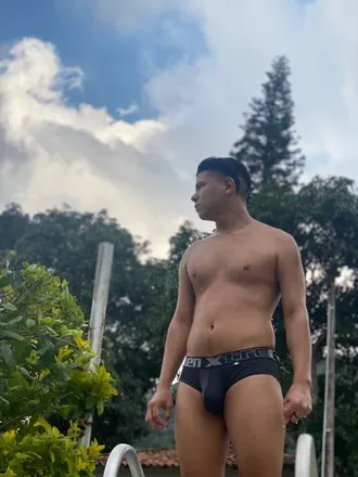 @titanxxxl
